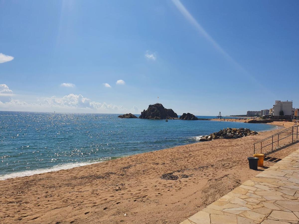 Habitacion Delante De La Playa Blanes Dış mekan fotoğraf